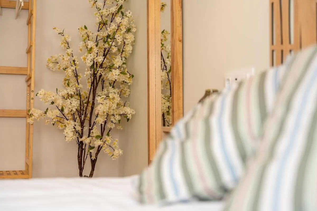 La Calzada Apt By Urbanhosting Santander