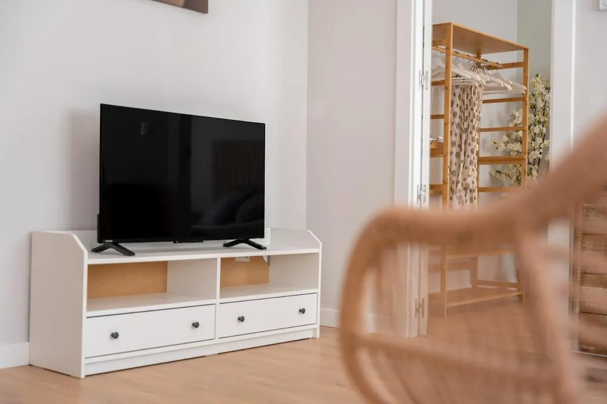 La Calzada Apt By Urbanhosting Santander Apartment
