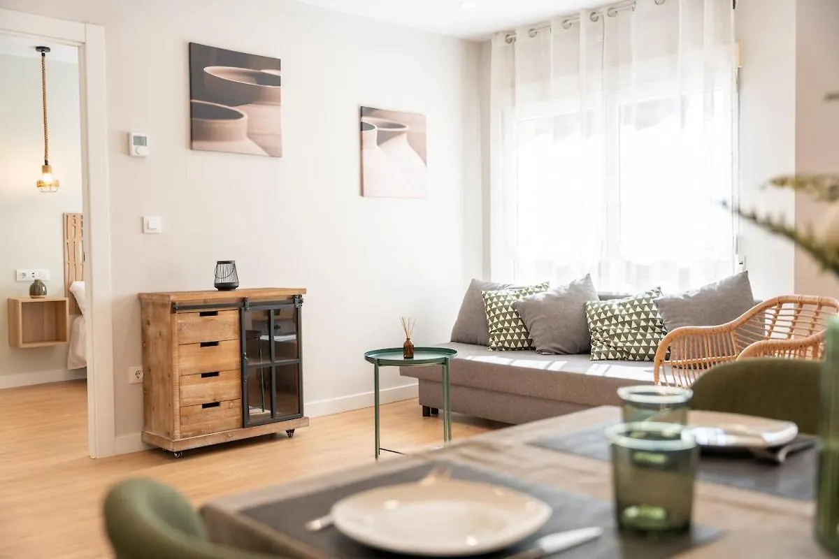 La Calzada Apt By Urbanhosting Santander